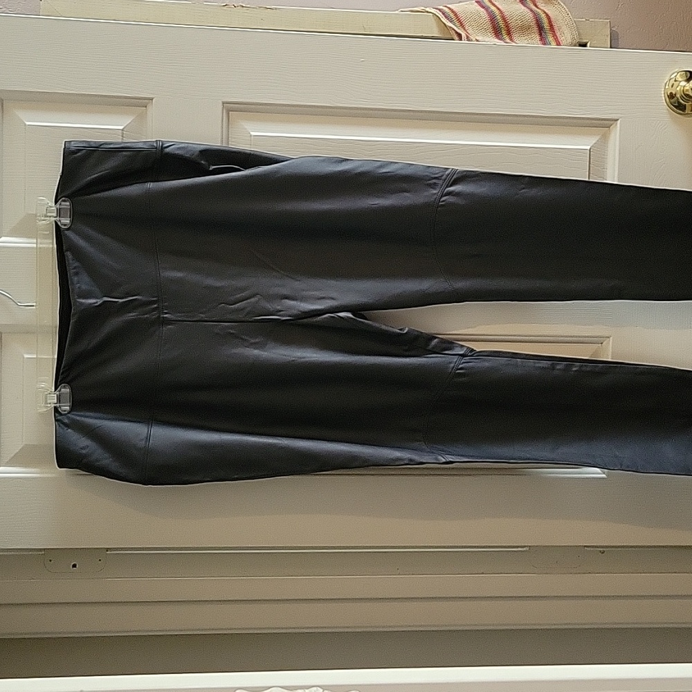 Lysse vegan leather plus size leggings